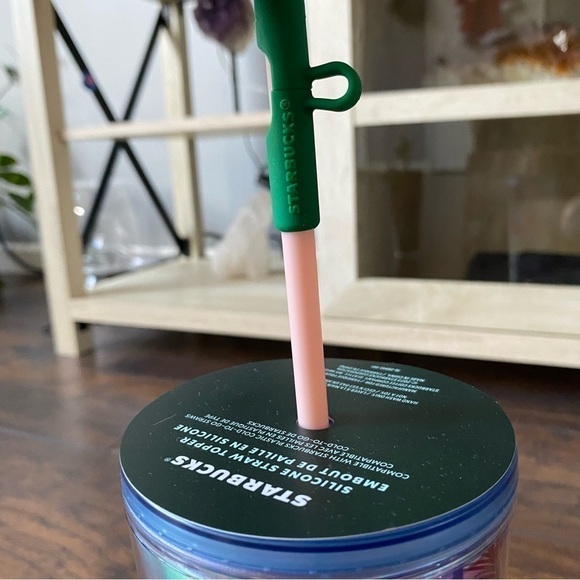 Starbucks Christmas 2023 Translucent Tumbler with Straw Topper - Picture 3 of 6